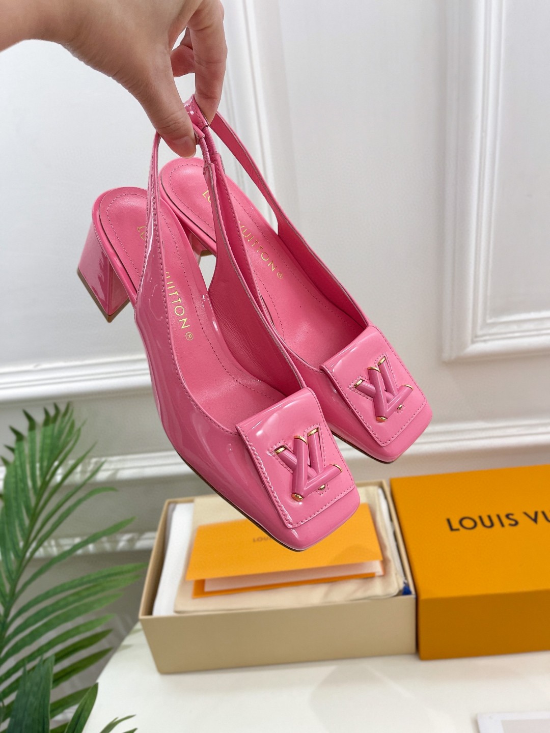 L0vis Vvtt0n Shake Slingback Pump Pink For Women 1AB0W9