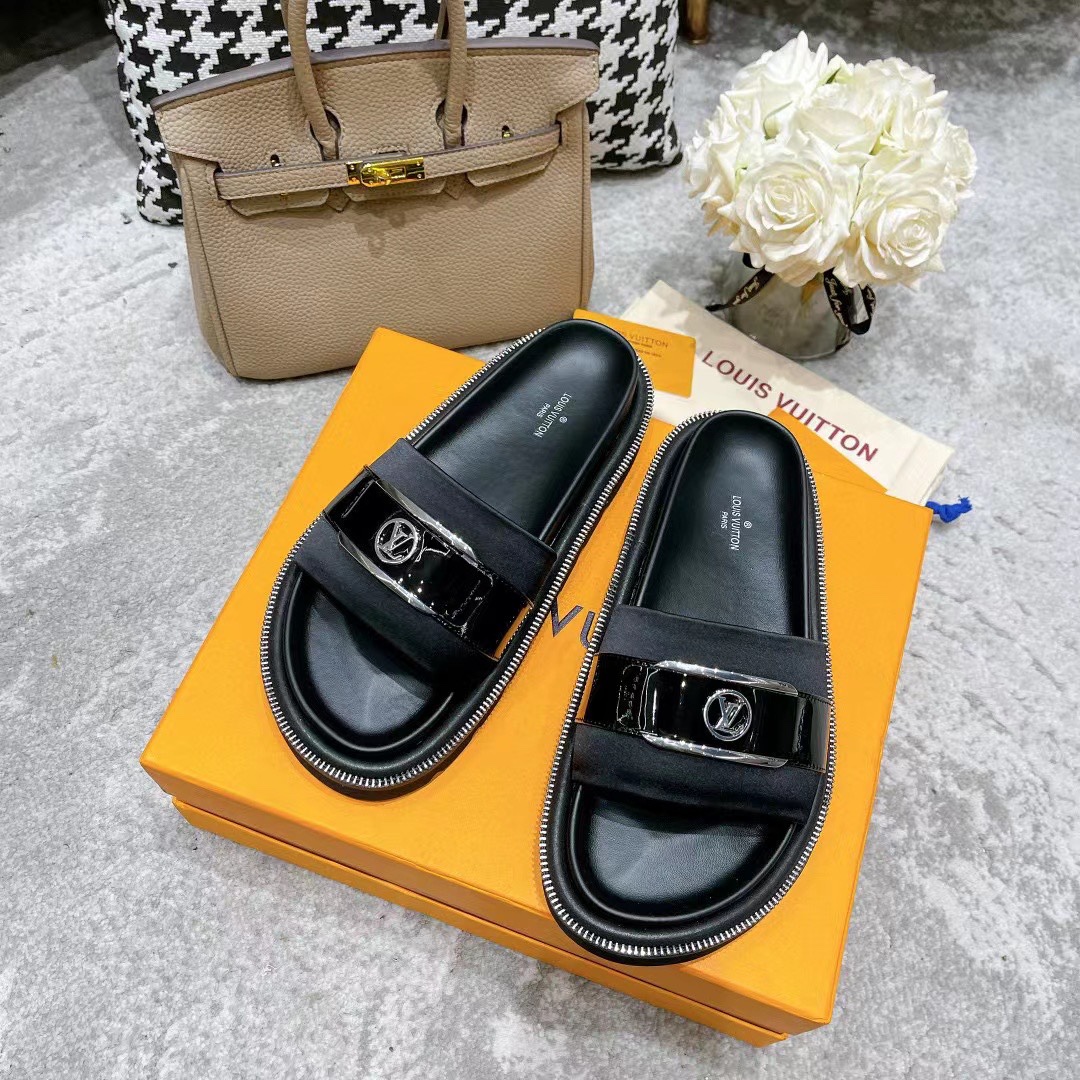 L0vis Vvtt0n Women’s Pool Pillow Flat Comfort Mule Black For Women LV
