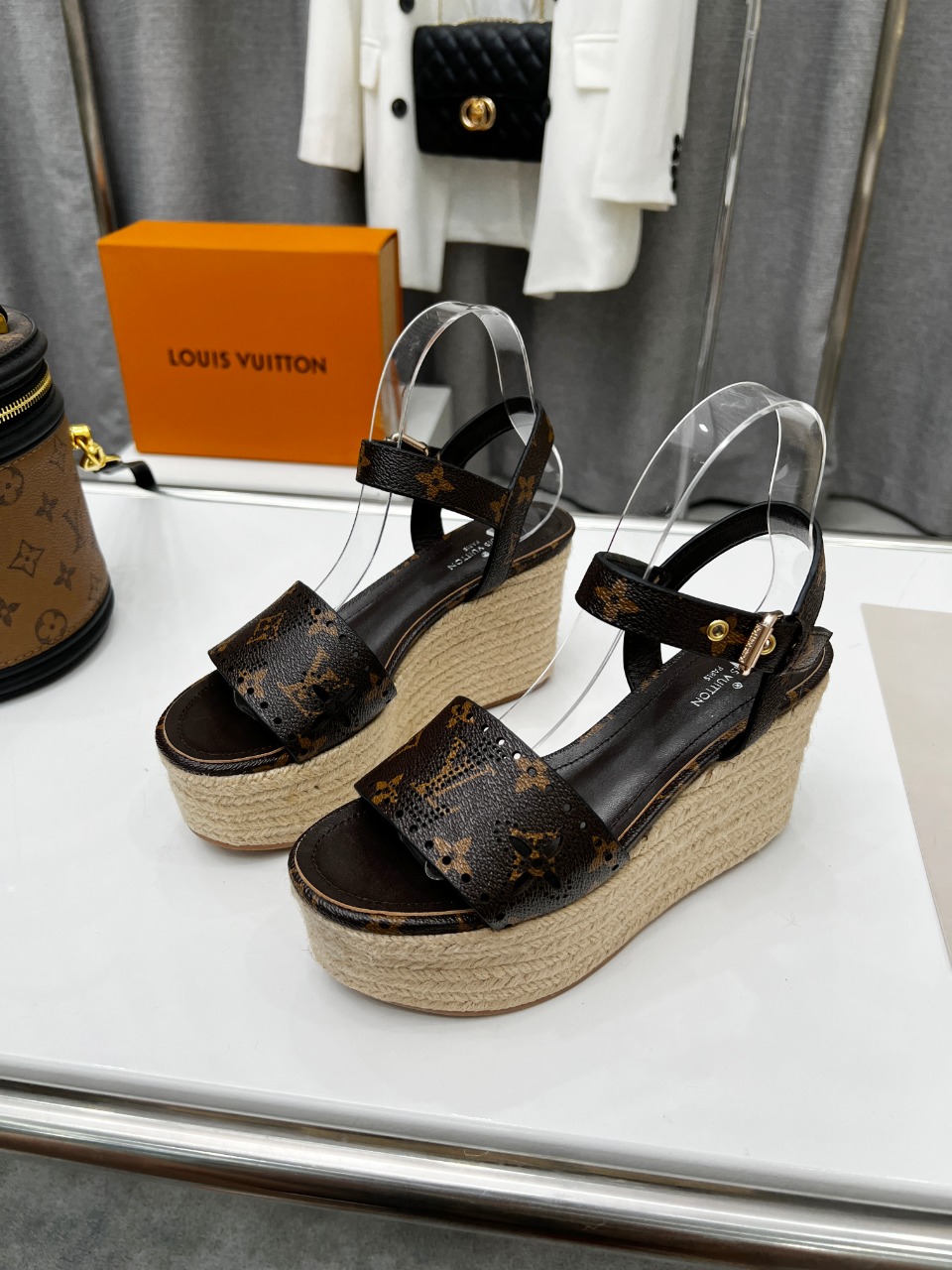 L0vis Vvtt0n Women’s Starboard Wedge Sandal Black And Brown For Women LV