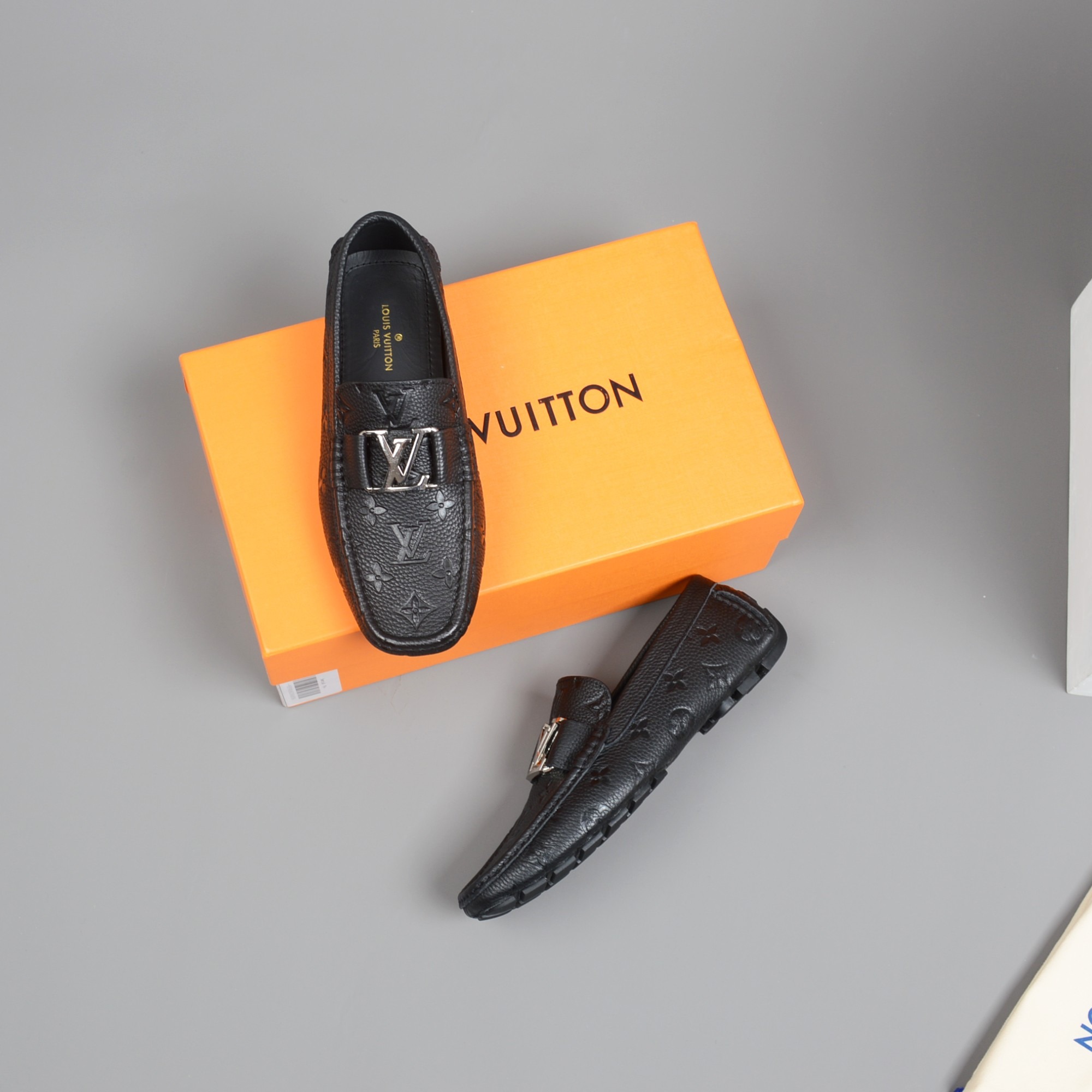 L0vis Vvtt0n Monte Carlo Mocassin Black For Men LV 1A9F9Q