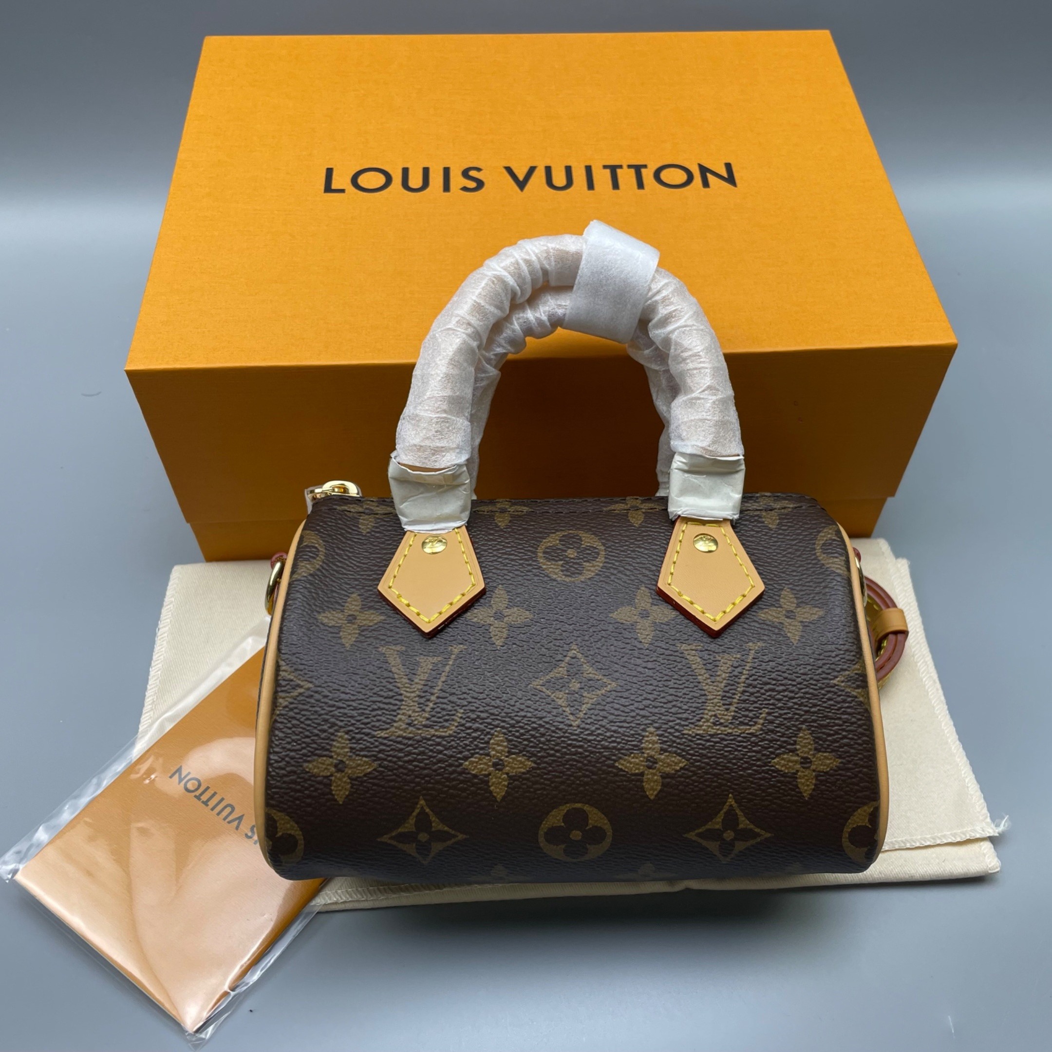 [True-to-ORIGINAL] L0vis Vvtt0n Nano Speedy Monogram Canvas Brown For Women 16cm/6.3in M81085
