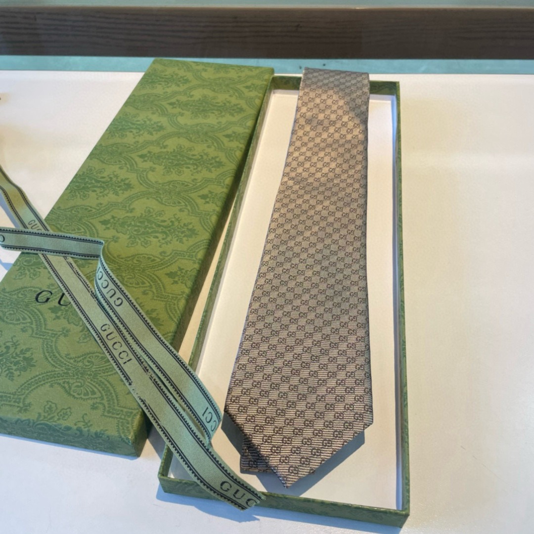 Gvc*1 Monogram Interlocking G Jacquard Tie Light Grey For Men