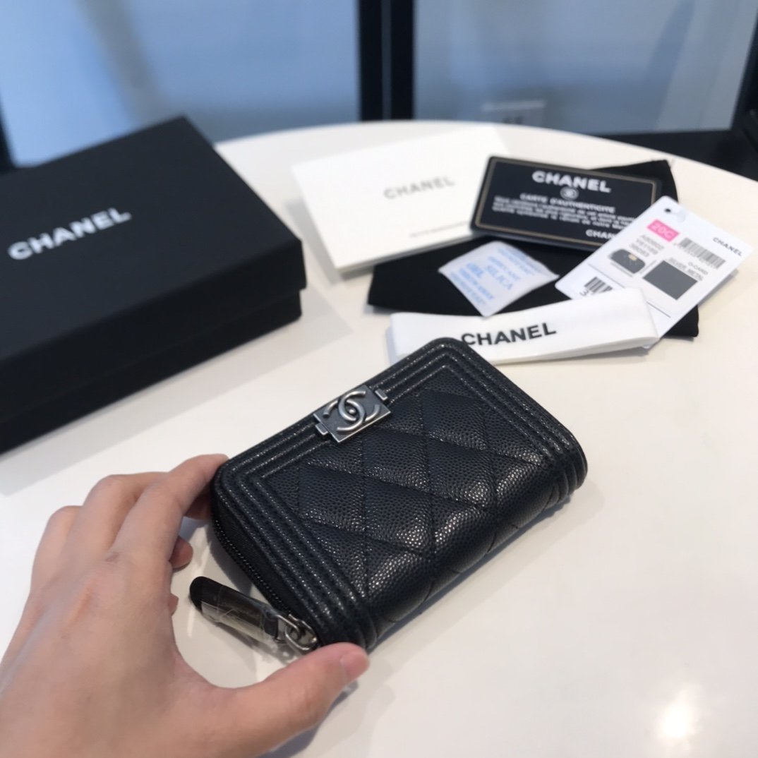 Ch**el CO-CO Boy Flap Card Holder Black Silver Hardware For Women 11.5cm/4.5in