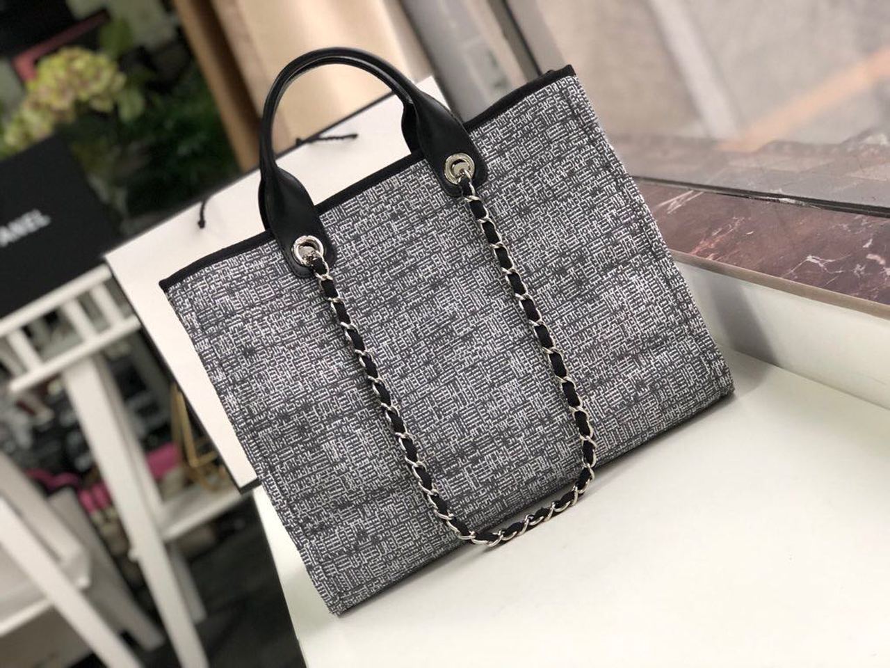 Ch**el Deauville Tote Raffia Canvas Bag Black/White For Women 14.9in/38cm