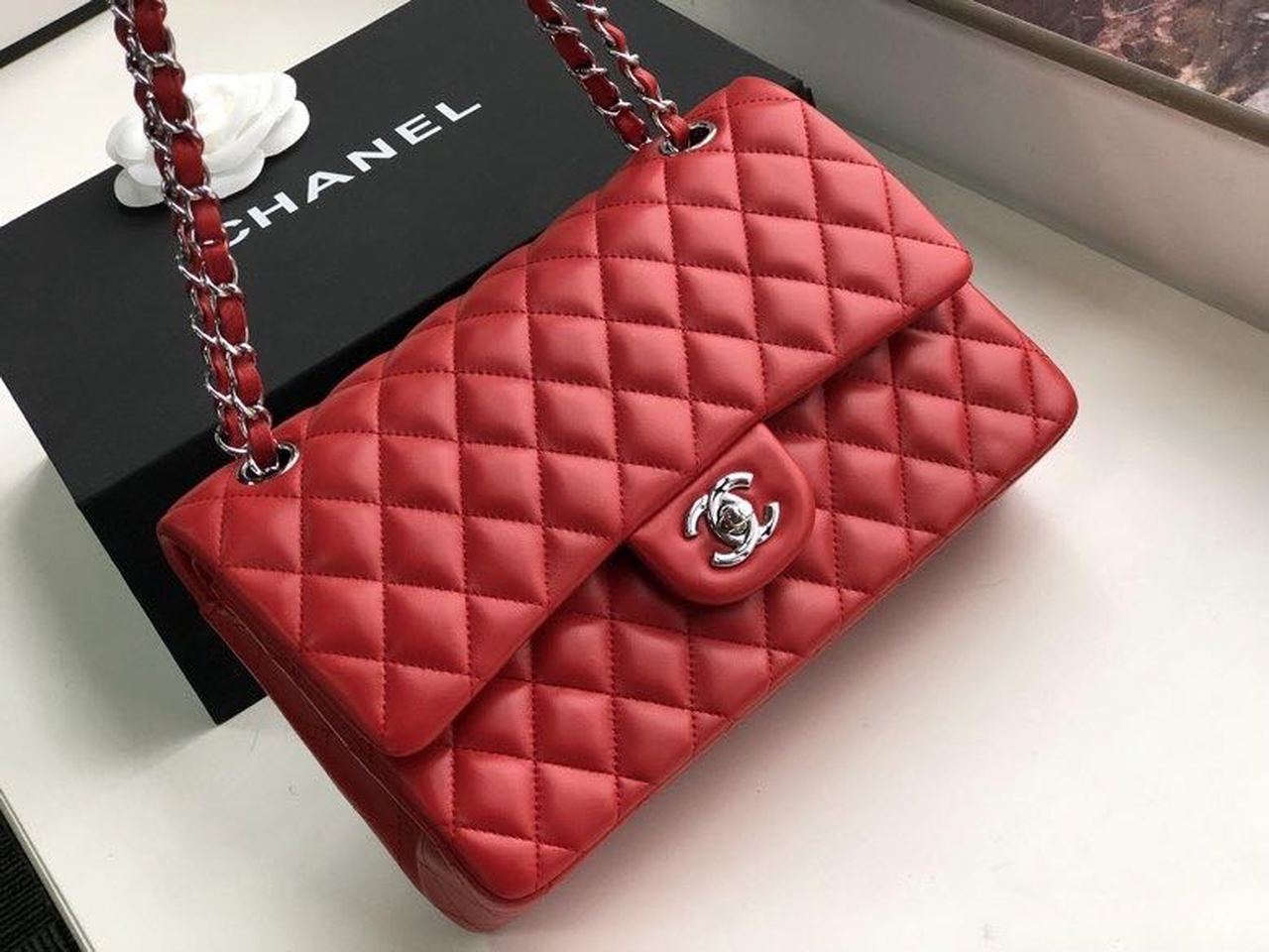 Ch**el Classic HandBag Red For Women 9.9in/25.5cm A01112