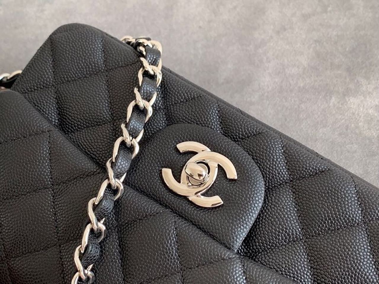 Ch**el Small Classic Handbag Silver Toned Hardware Black For Women, Women’s Bags, Shoulder and Crossbody Bags 9.1in/23cm A01113