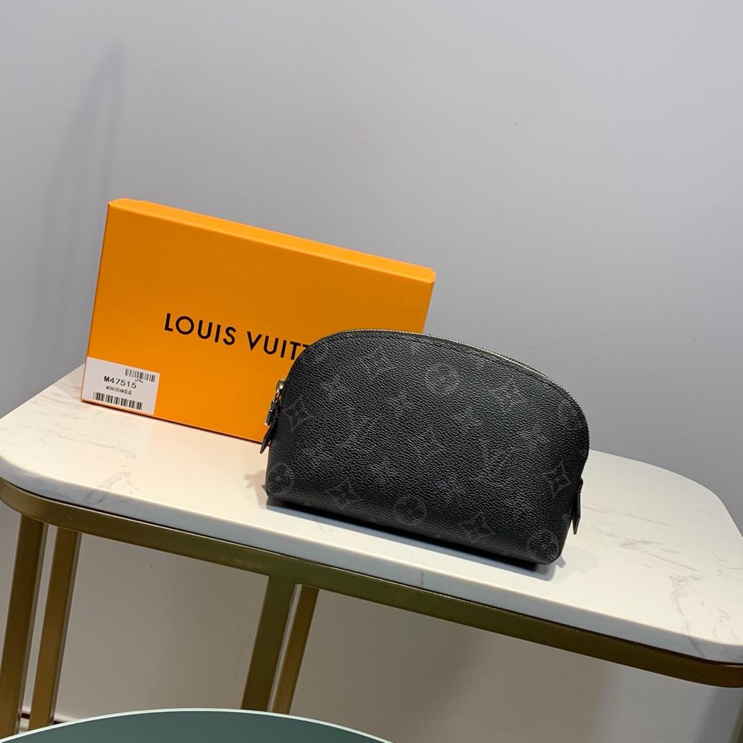 L0vis Vvtt0n Cosmetic Pouch PM Monogram Eclipse Canvas For Women, Women’s Bags 7.5in/19cm LV