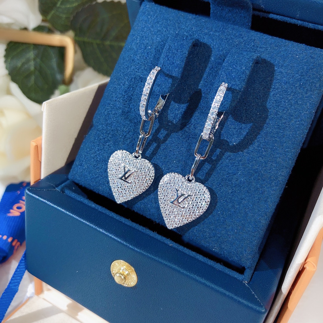 L0vis Vvtt0n Earrings