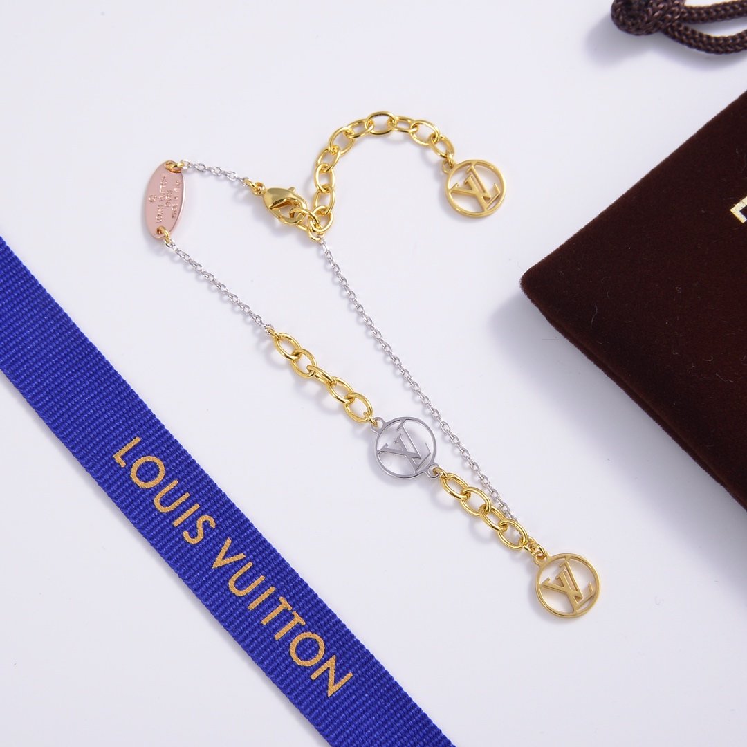 L0vis Vvtt0n Bracelet