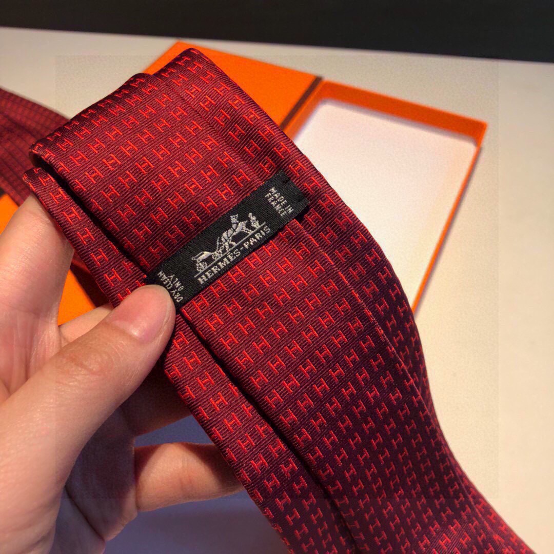 H**me5 Faconnee H Tie Cardinal H**me5 Men Tie H030189T 44
