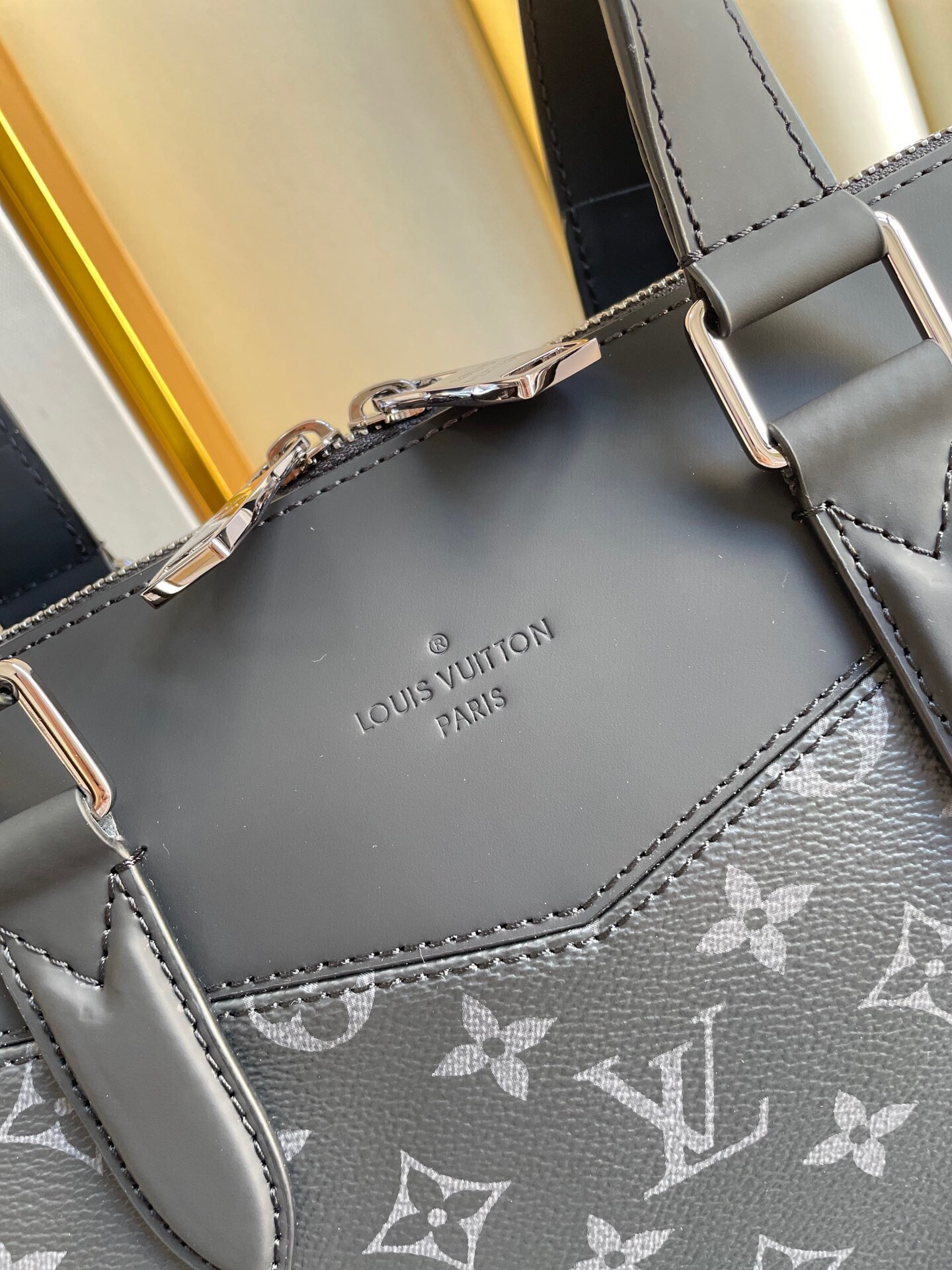 L0vis Vvtt0n Briefcase Explorer Monogram Eclipse Canvas For Men, Men’s Bags, Shoulder And Crossbody Bags 15.4in/39cm LV M40566