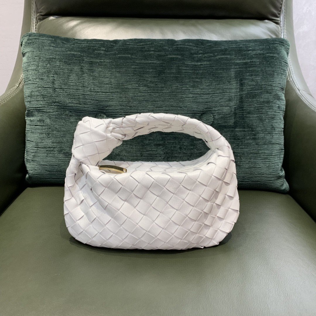 B0tt*ga Ven*ta Mini Jodie Bag For Women 11in/28cm In Chalk 651876VCPP59143