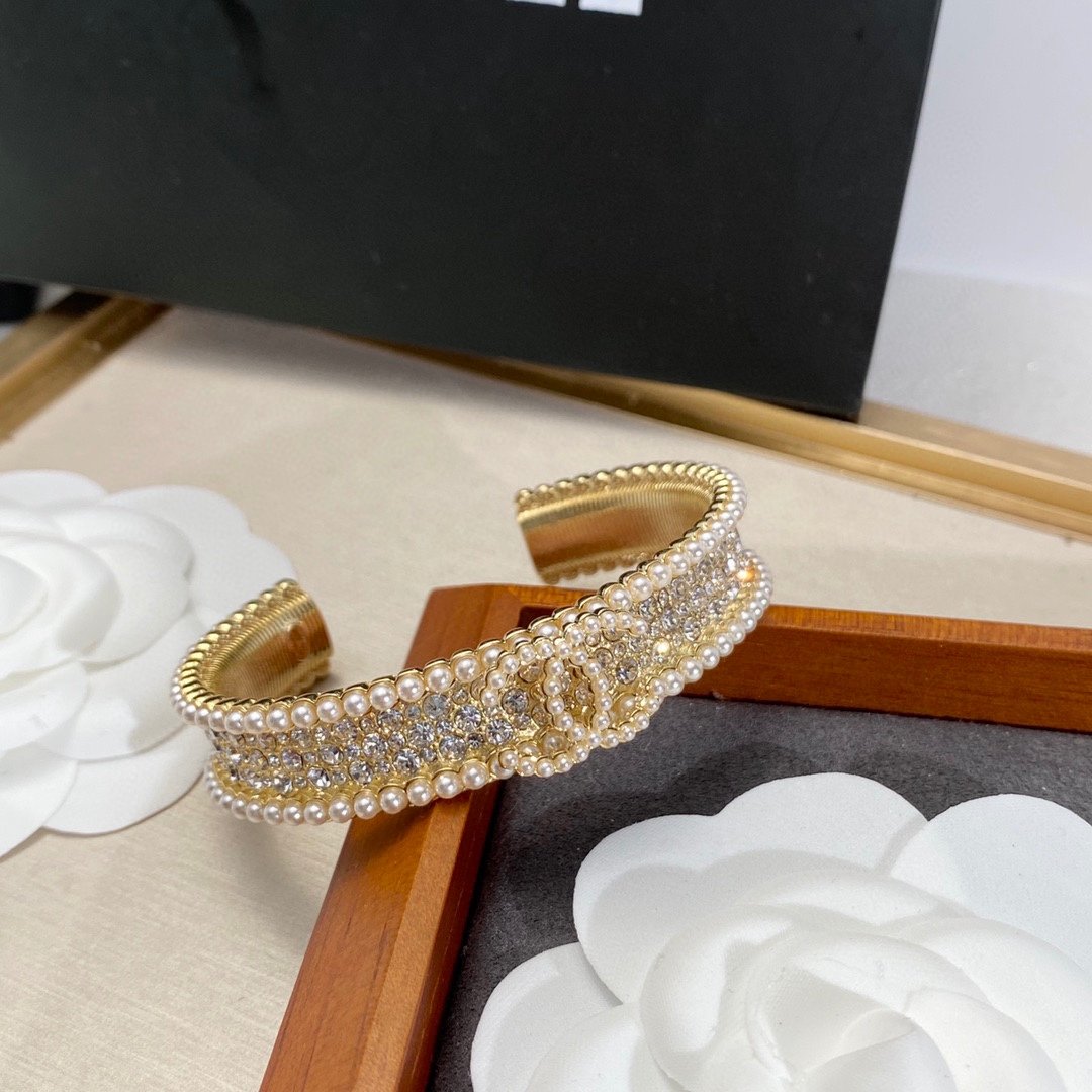 Ch**el Bracelet