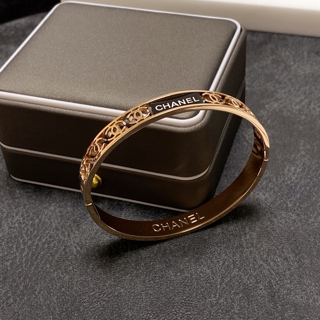 Ch**el Bracelet