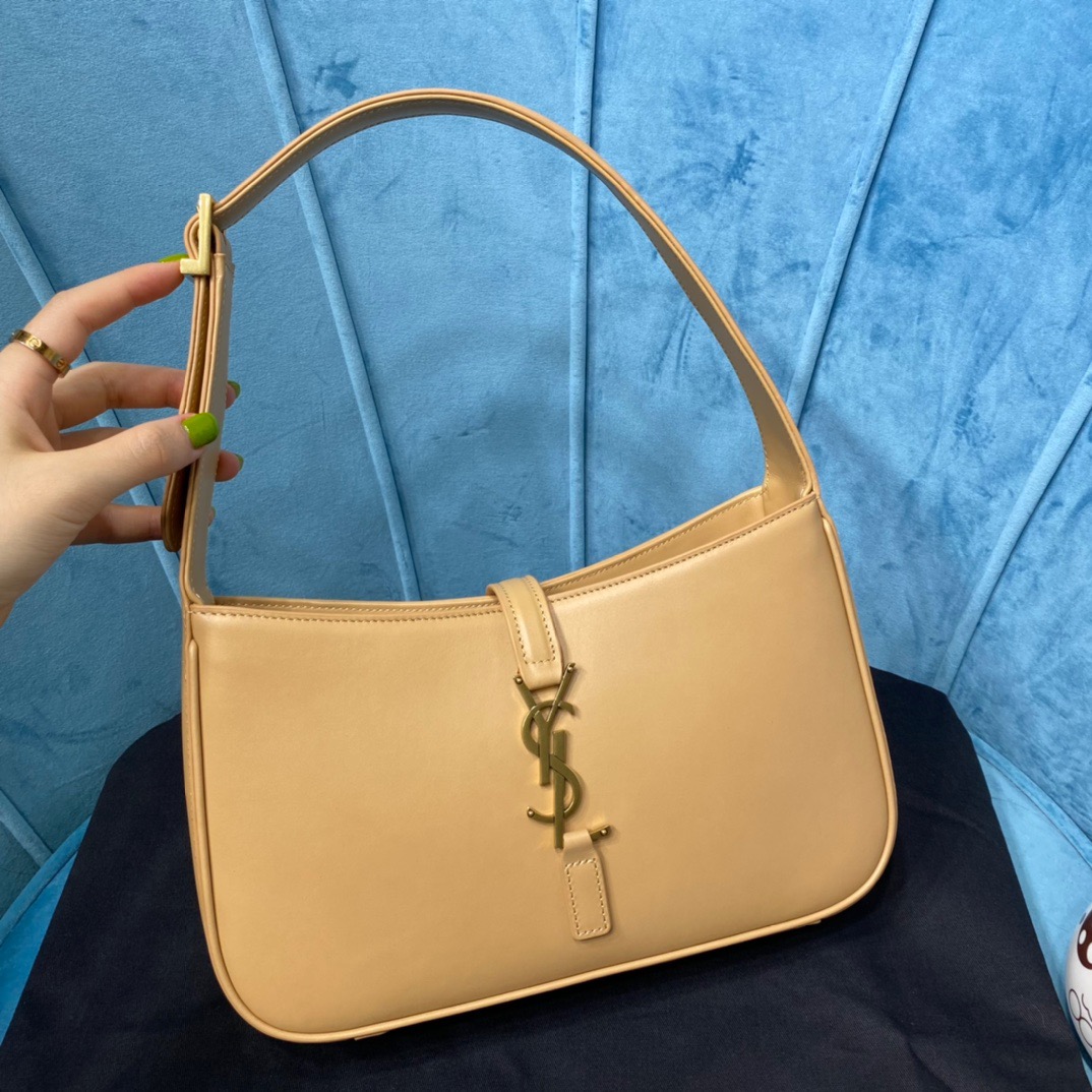 Sa1nt Lau*nt Le 5 À 7 Hobo Bag In Smooth Beige For Women 9in/23cm Y51 6572282R20W9832