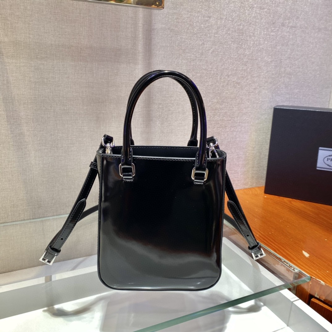 Pra*a Small Brushed Tote Black For Women, Women’s Bags 6.9in/18cm 1BA331_ZO6_F0002_V_OOO