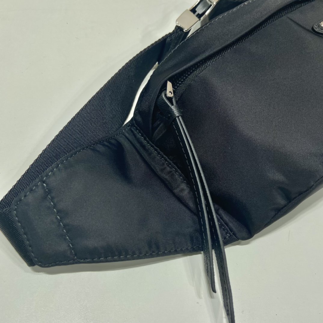 Pra*a Re-Nylon And Saffiano Belt Bag Black For Women, Women’s Bags 10.2in/26cm 2VL034_1WQ8_F0002_V_ADS