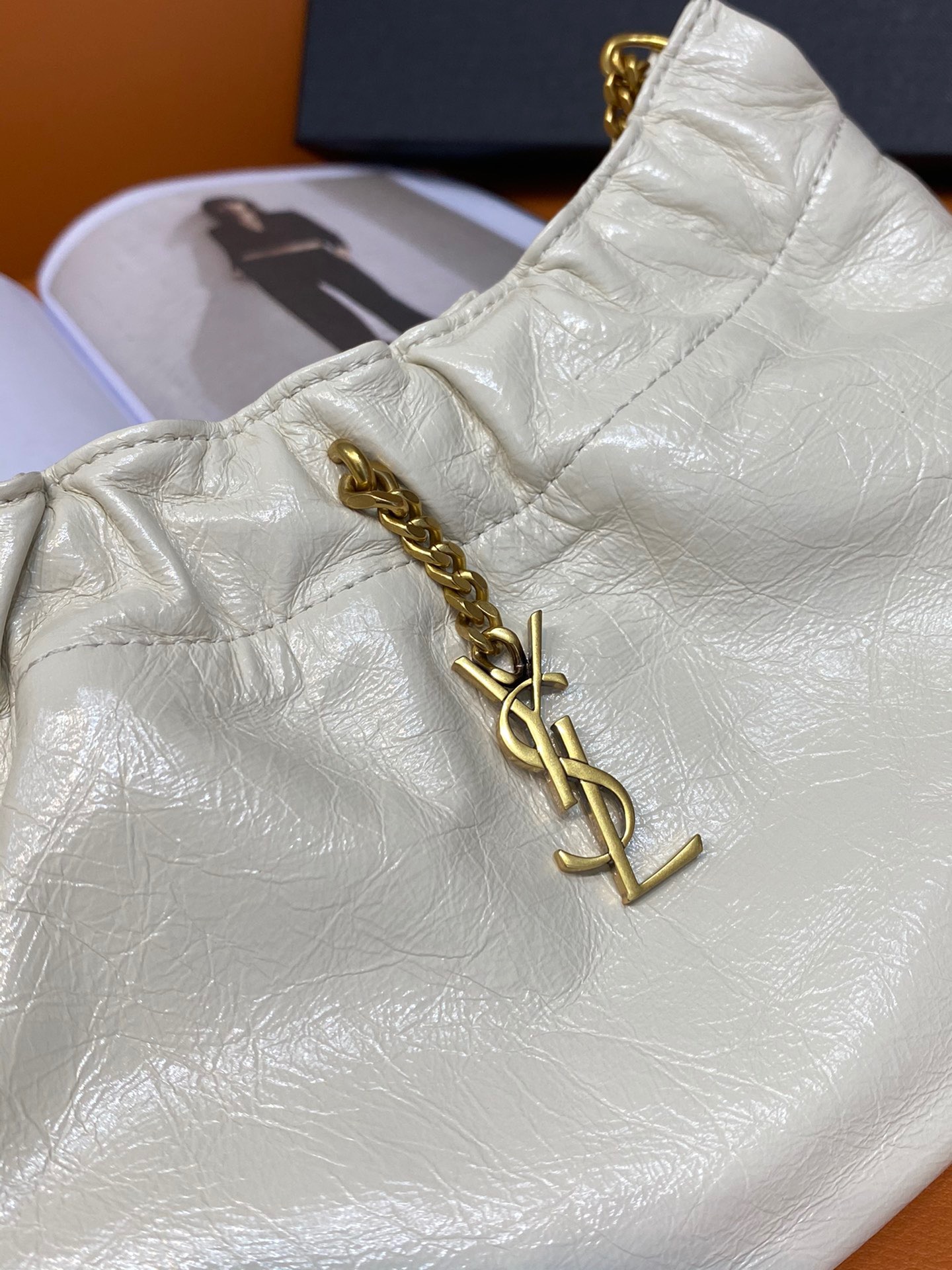 Sa1nt Lau*nt Mini Shoulder Bag White For Women 9.5in/24cm P00596048