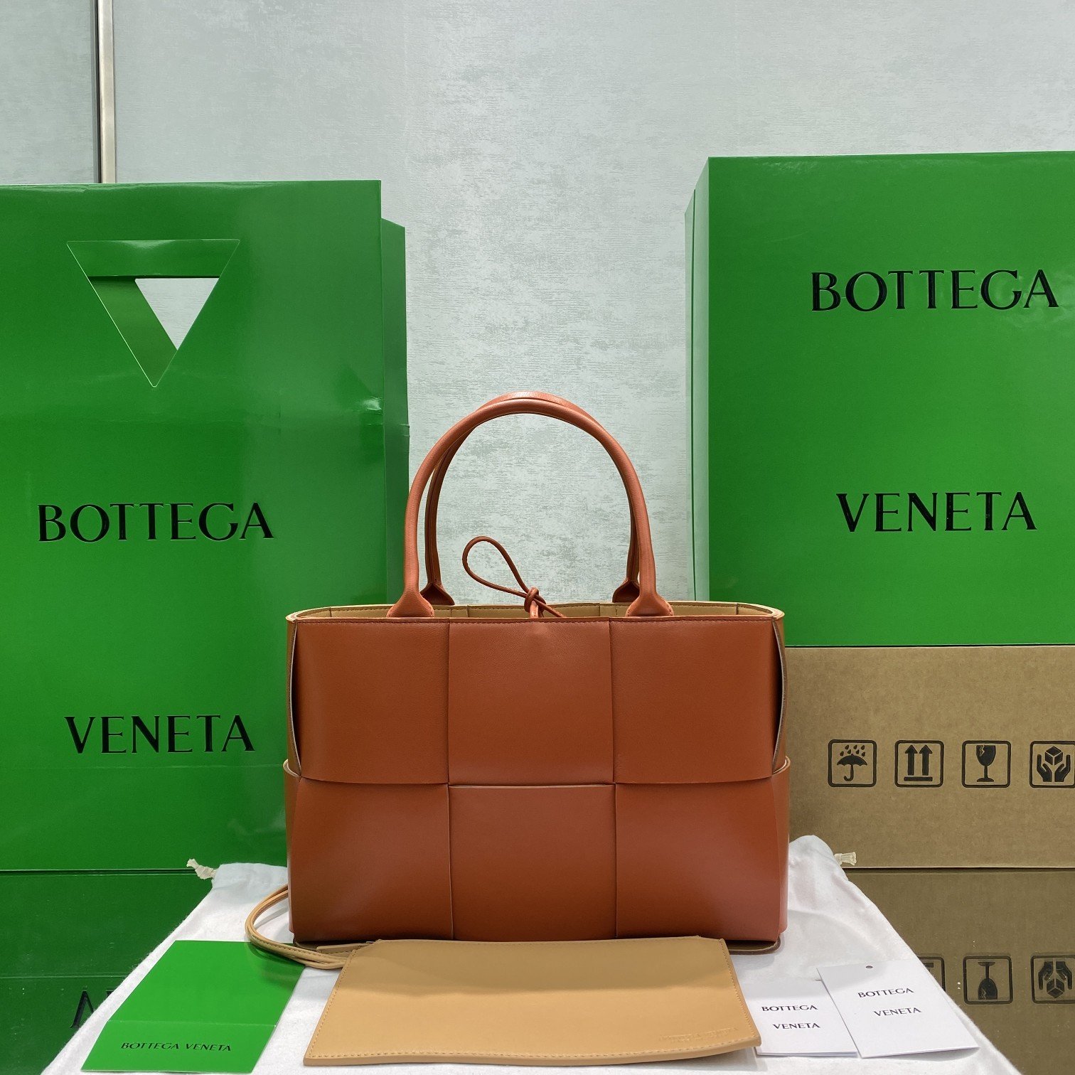 B0tt*ga Ven*ta Small Arco Tote Bag Orange, For Women, Women’s Bags 14.2in/36cm