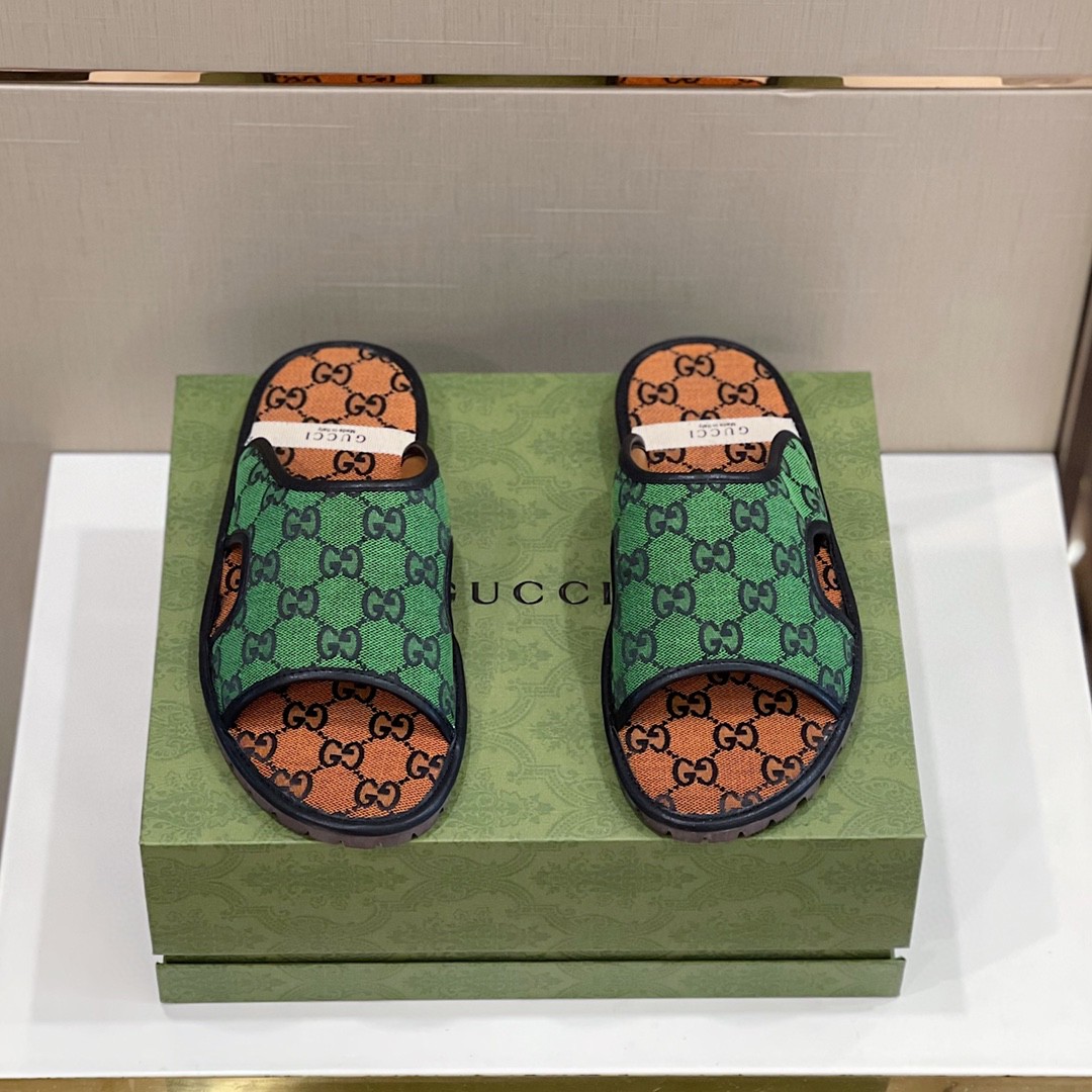 Gvc*1 Men’s GG Svp*me Slide Sandal Orange And Green For Men 624879
