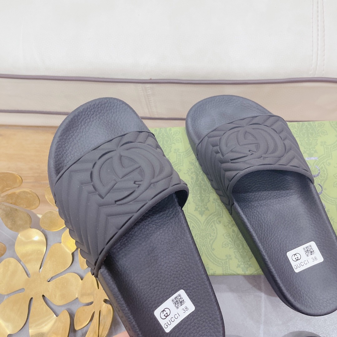 Gvc*1 Women’s Quilted GG Rubber Slide Black For Women 601041 JD600 1000
