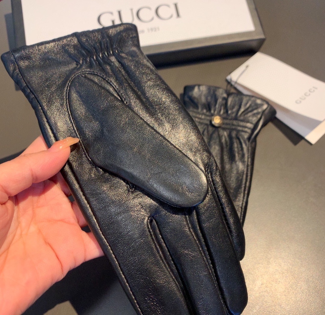 Gvc*1 Gloves With Signature Double G Motif In Black