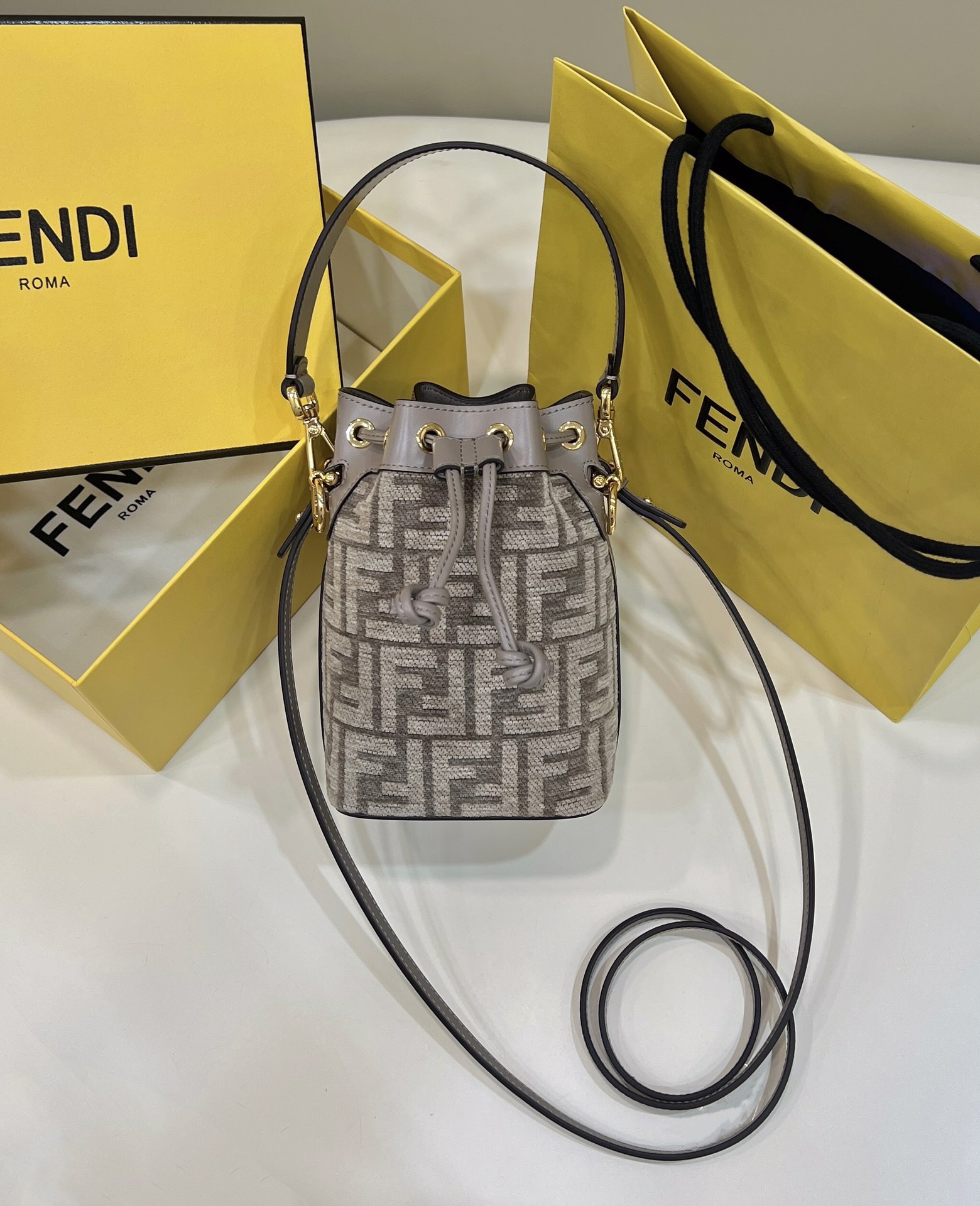 F**di Mon Tresor Small Beige Bag For Woman 18cm/7in