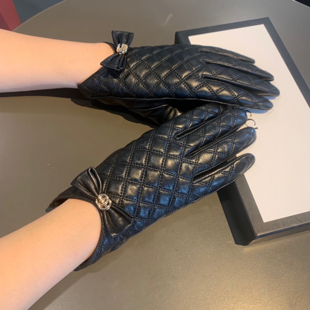 Gvc*1 Gloves With Signature Double G Motif In Black