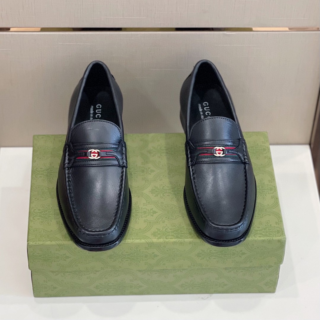 Gvc*1 Men’s Loafer With Interlocking G Black For Men 644724 17X10 1060