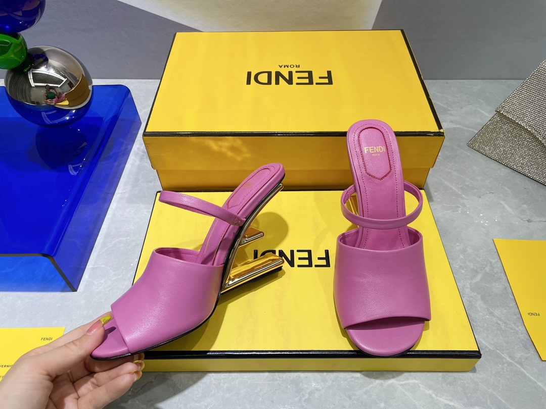 F**di First Dark Pink High-Heeled Sandals For Women