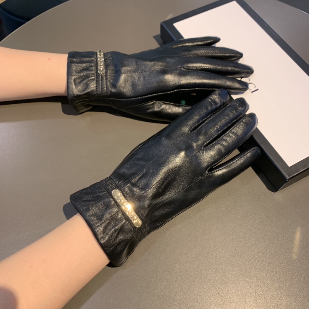 Gvc*1 Gloves With Signature Double G Motif In Black