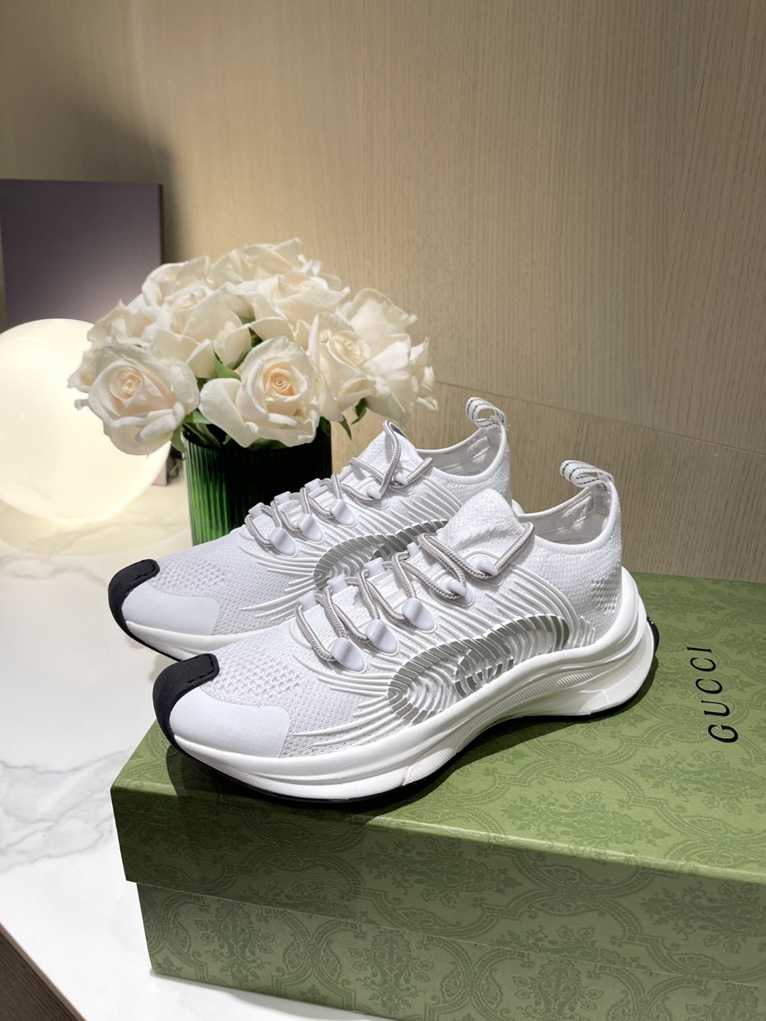 Gvc*1 Run Men’s Sneaker White For Men ‎‎‎680893 USM10 8475
