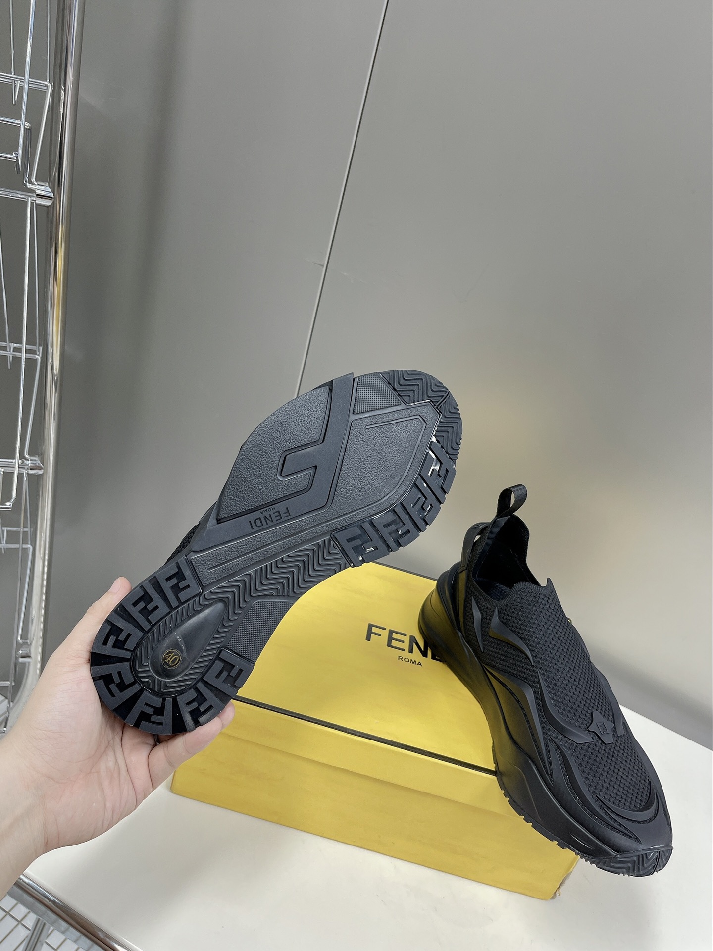 F**di Low Trainers Sneakers Black For Women 23214332