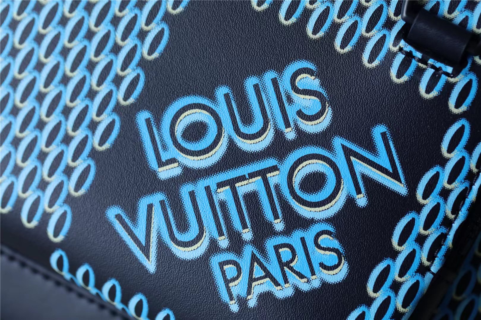 L0vis Vvtt0n Racer Damier Spray Blue For Men, Men’s Backpacks 16in/41cm LV