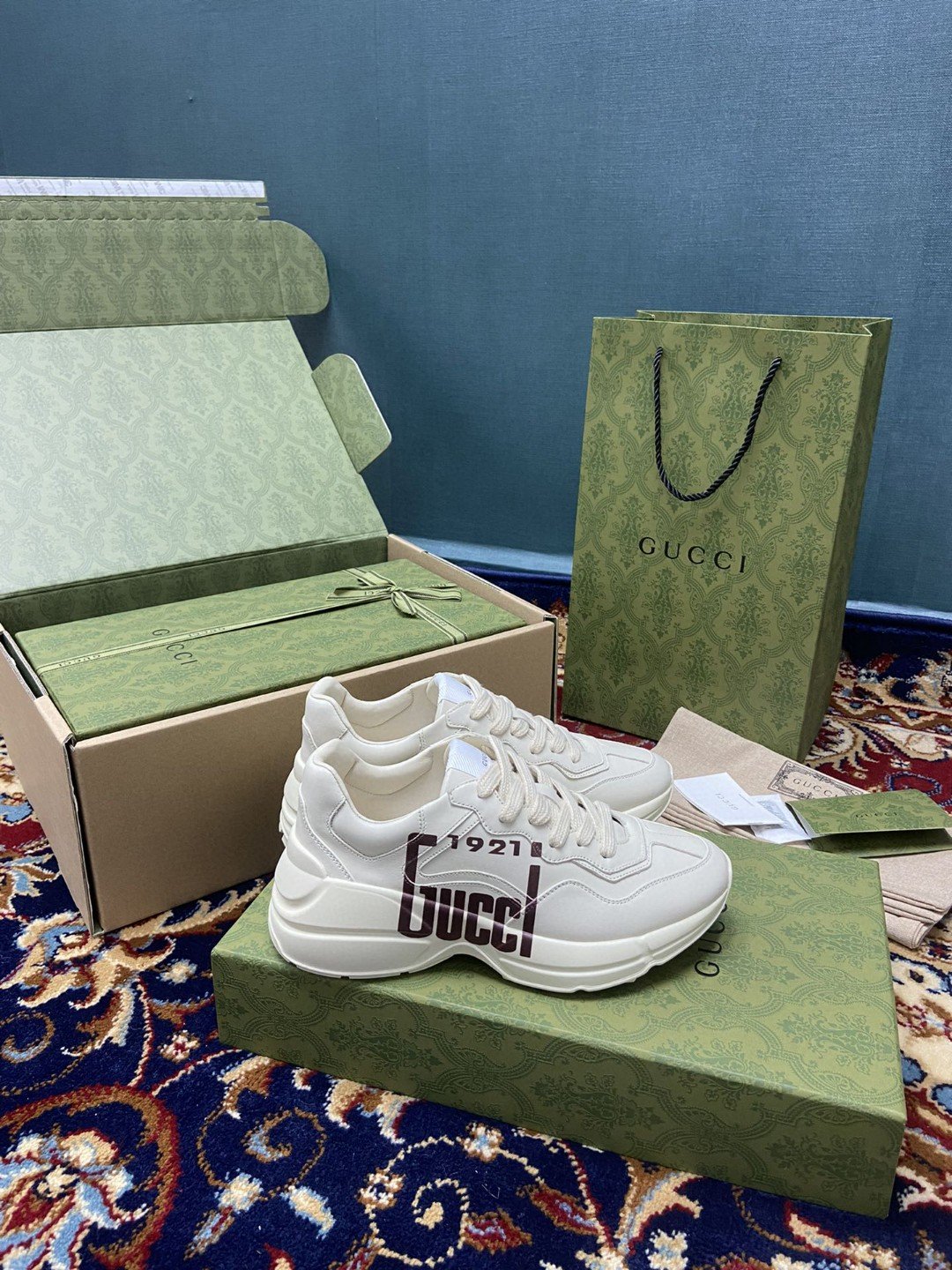 Gvc*1 Women’s Rhyton Sneakers With Logo 1921 Gvc*1 White Ivory For Women 684896 DRW00 9522