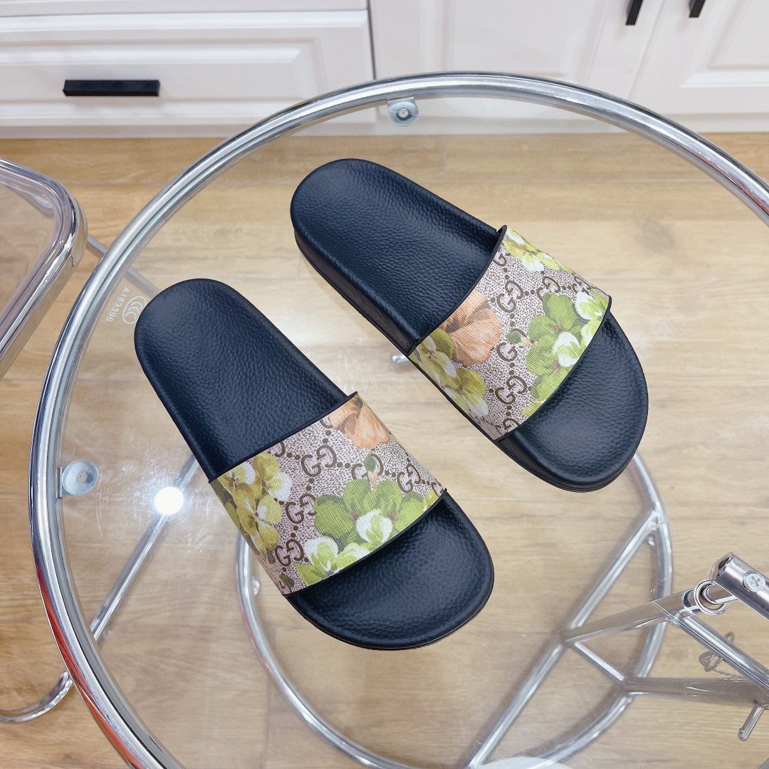 Gvc*1 Women’s GG Pursuit Floral Slider Green For Women 407345