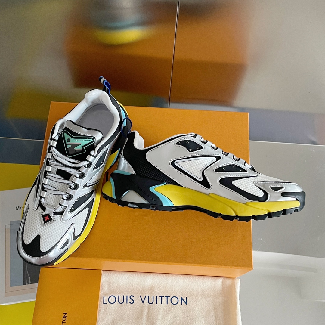 L0vis Vvtt0n Men’s LV Runner Tatic Sneaker Sliver For Men LV