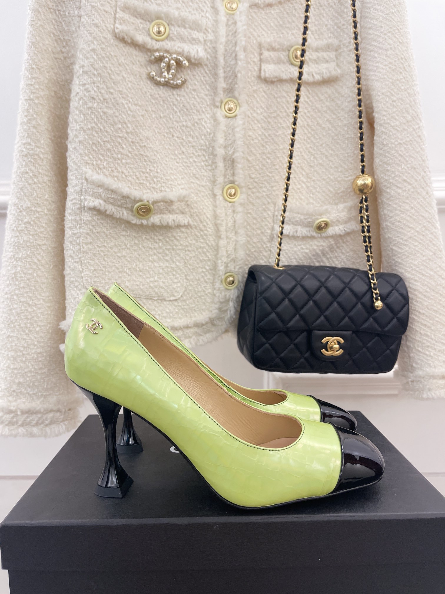 Ch**el Women’s Pump & Grosgrain Green For Women
