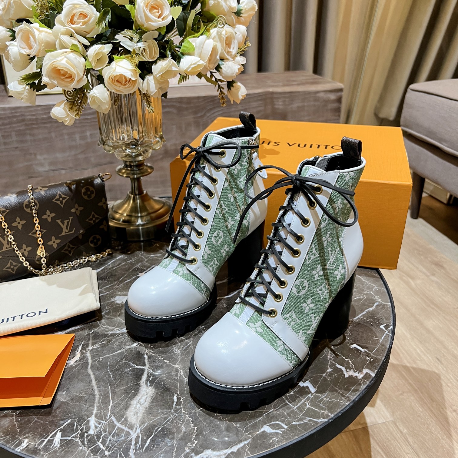 L0vis Vvtt0n Women’s Star Trail Ankle Boots Green For Women LV