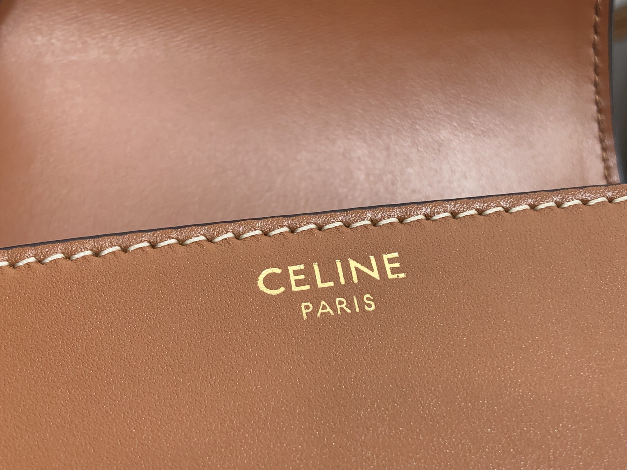Ce1i*e Mini Besace Cuir Triomphe Brown For Women 4in/11cm 10J303DPQ.04LU