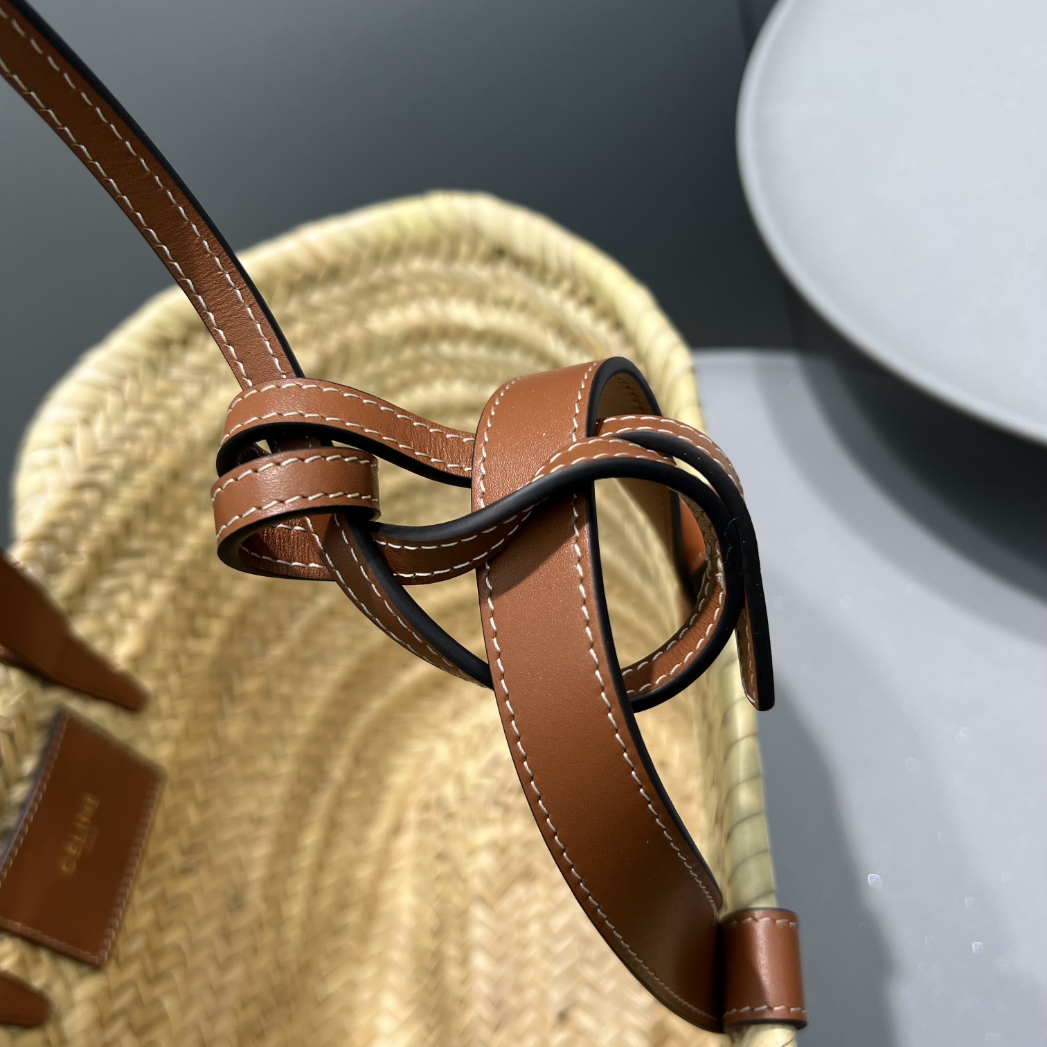 Ce1i*e Teen Triomphe Ce1i*e Classic Panier In Palm Leaves With Heart Patch Brown For Women 10in/25cm 194002DUI.04LU