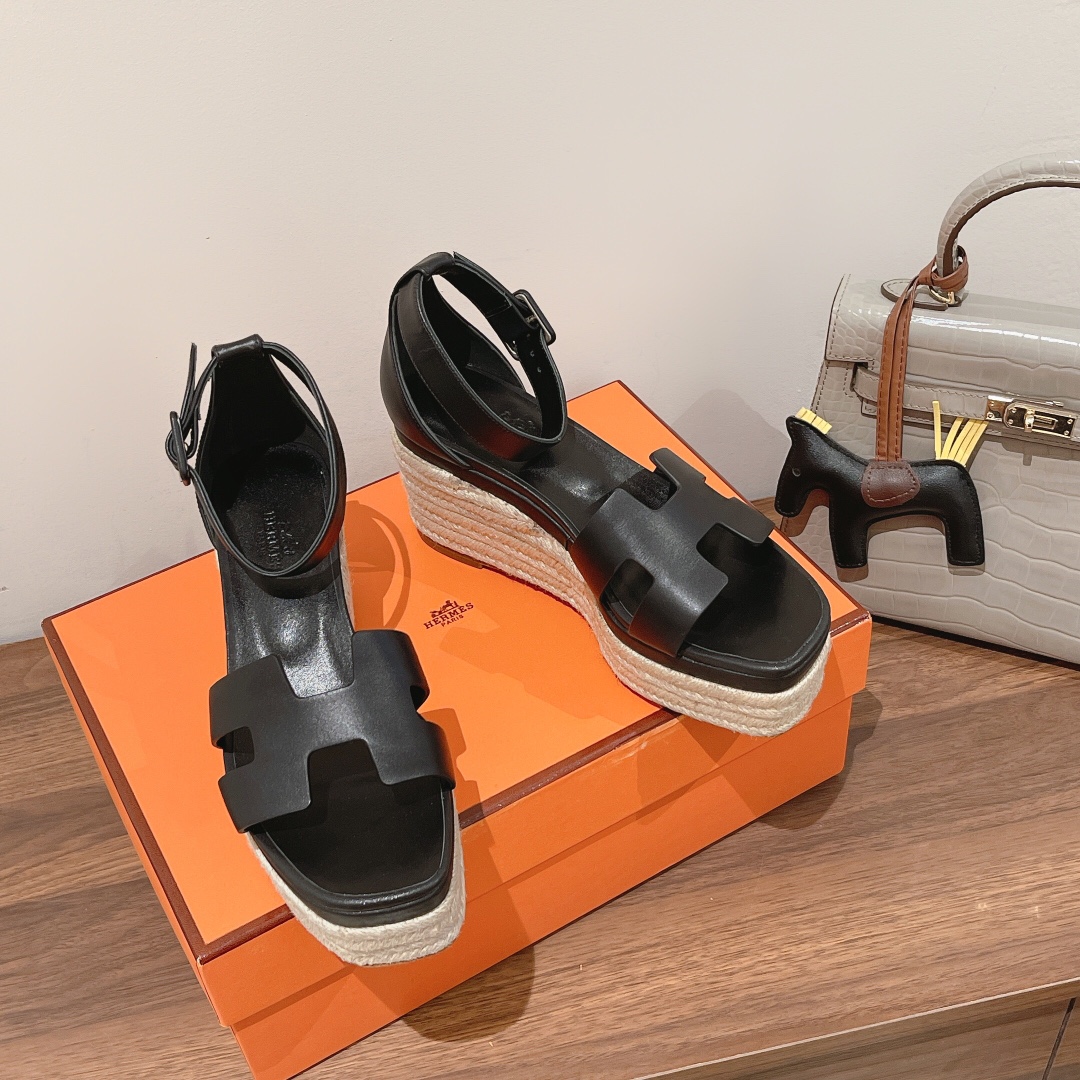 H**me5 Doll 40 Espadrilles Black For Women 1.6in/4cm