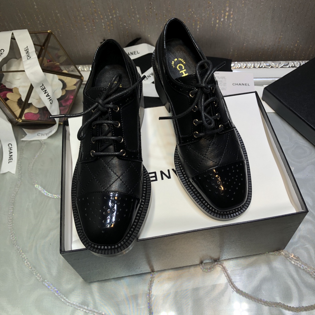 Ch**el Women’s Laced Shoes Black For Women