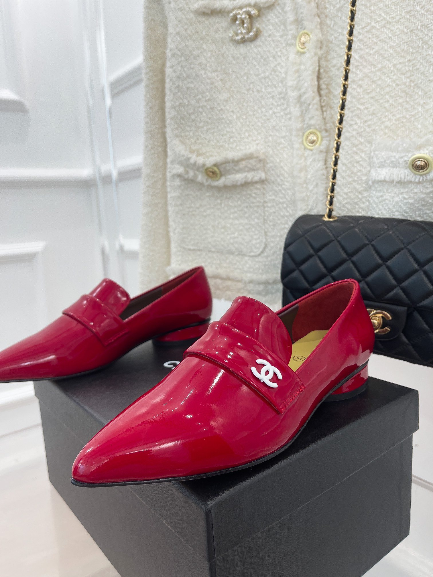 Ch**el Women’s Loafer With Logo Red For Women