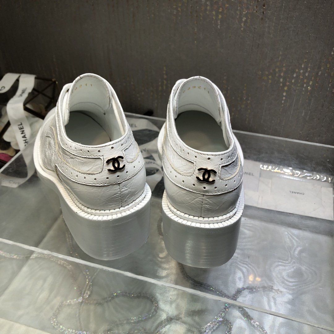 Ch**el Women’s Laced Shoes White For Women