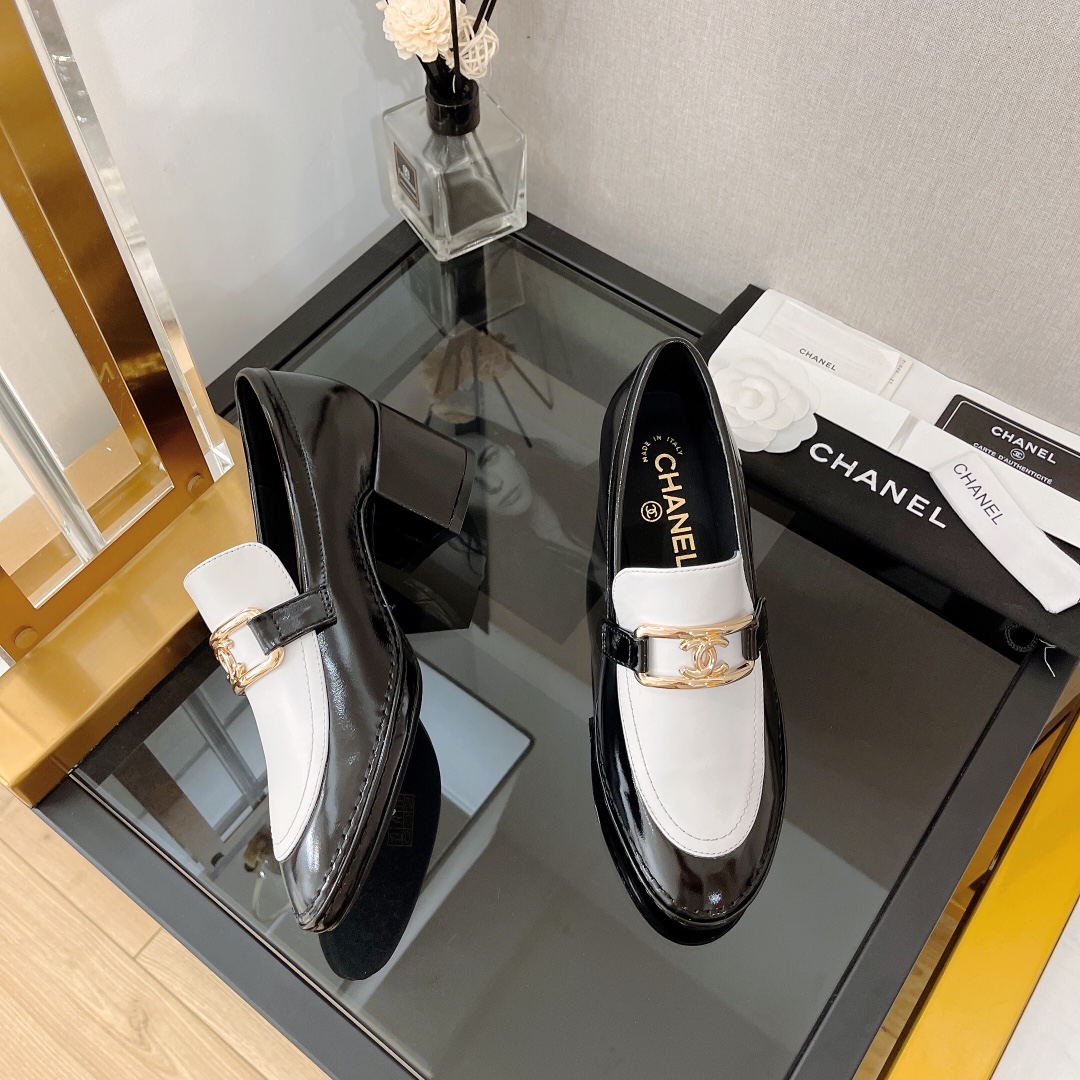 Ch**el Women’s Loafers White For Women