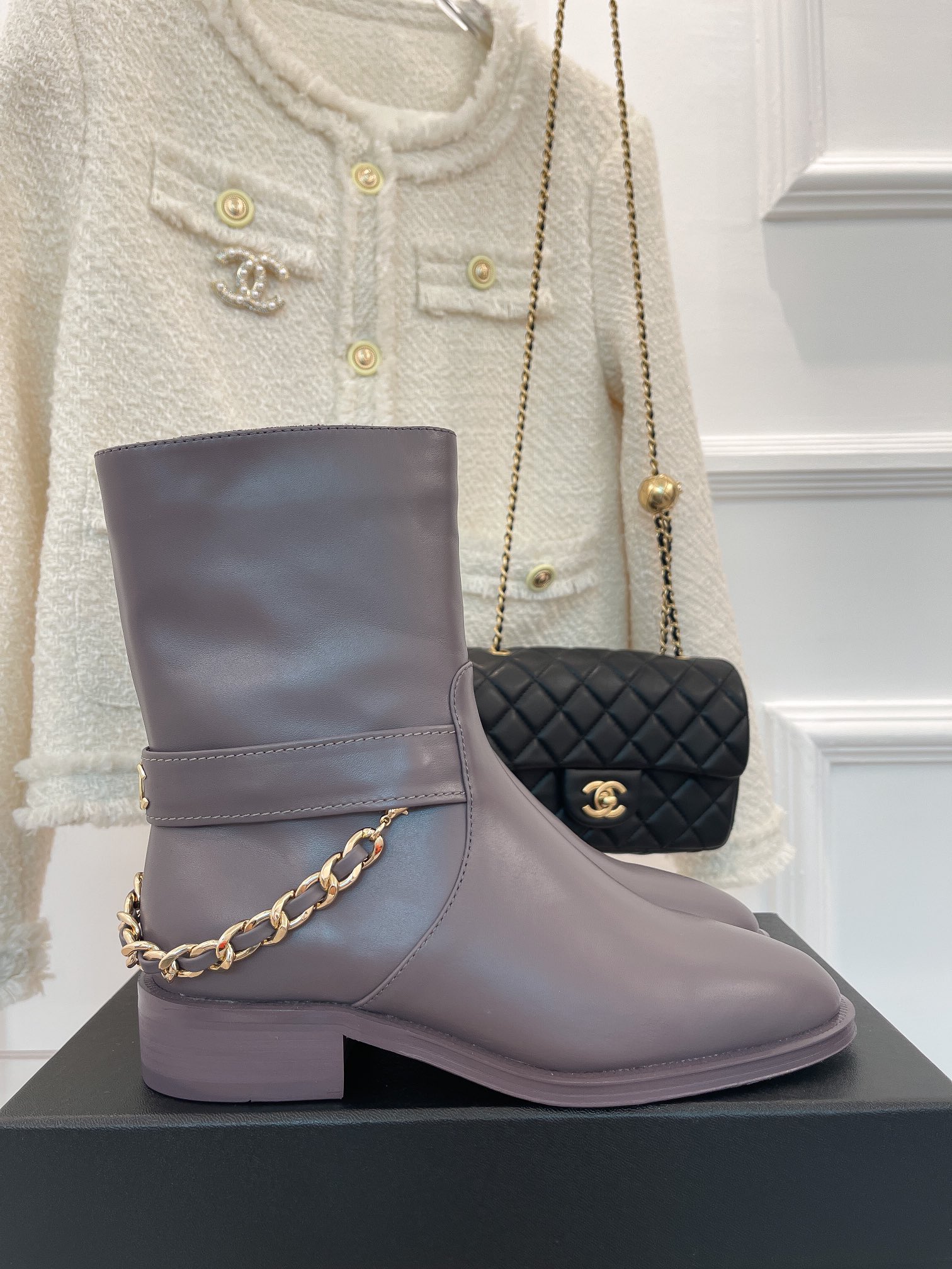 Ch**el Women’s Ankle Boots With Chain Light Violet For Women 1.5in/4cm